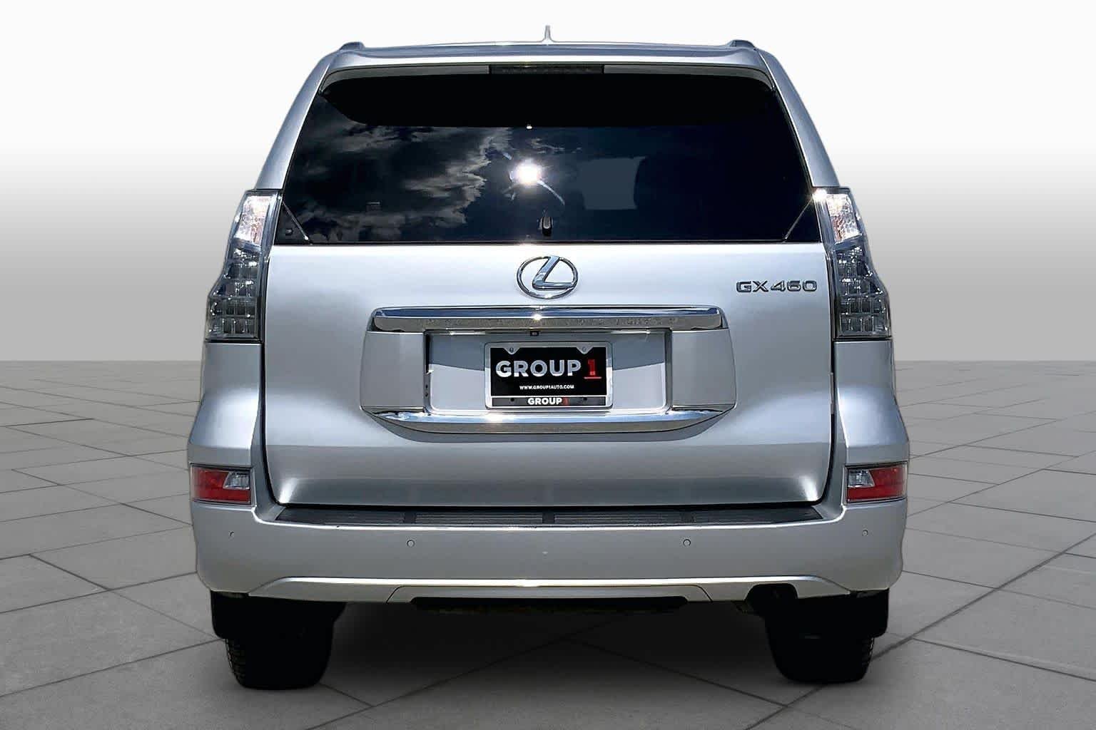 Used 2015 Silver Lining Metallic Lexus  image 5