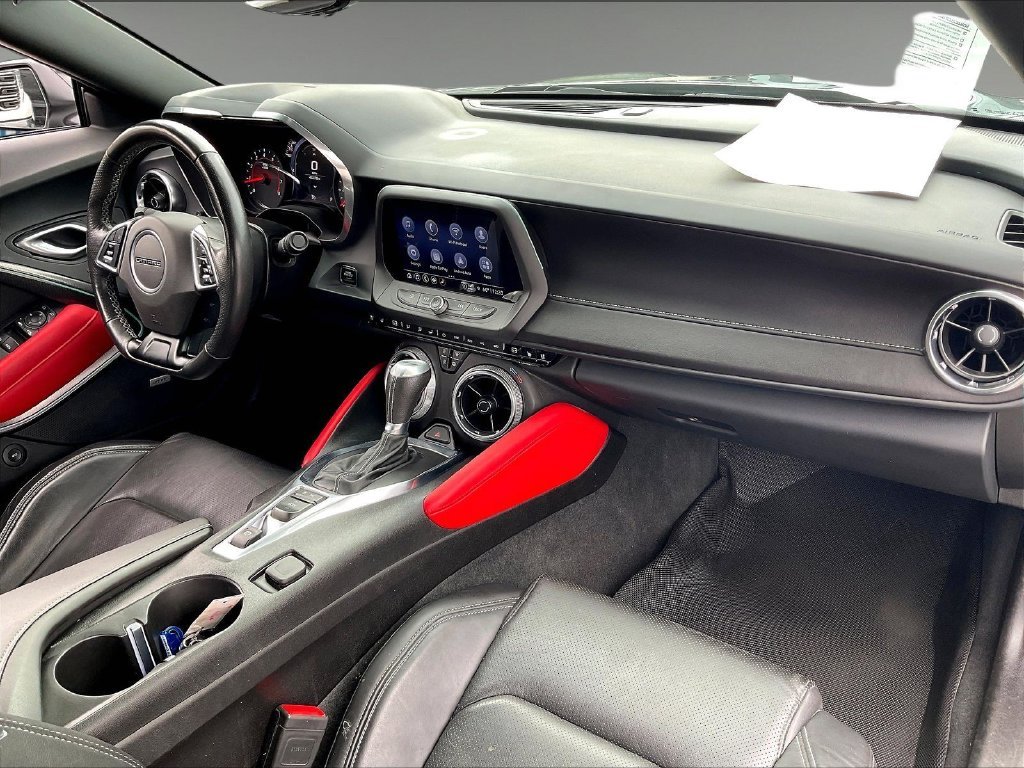 Used 2023 Sharkskin Metallic Chevrolet 3LT image 13