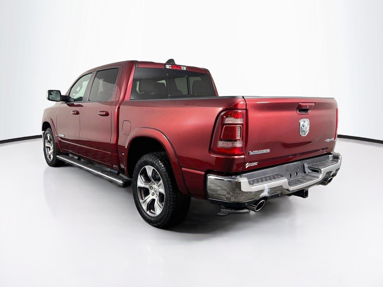 Used 2023 Delmonico Red Pearlcoat Ram Laramie image 9