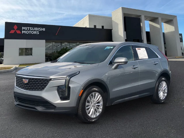 2024 Cadillac XT4 Luxury