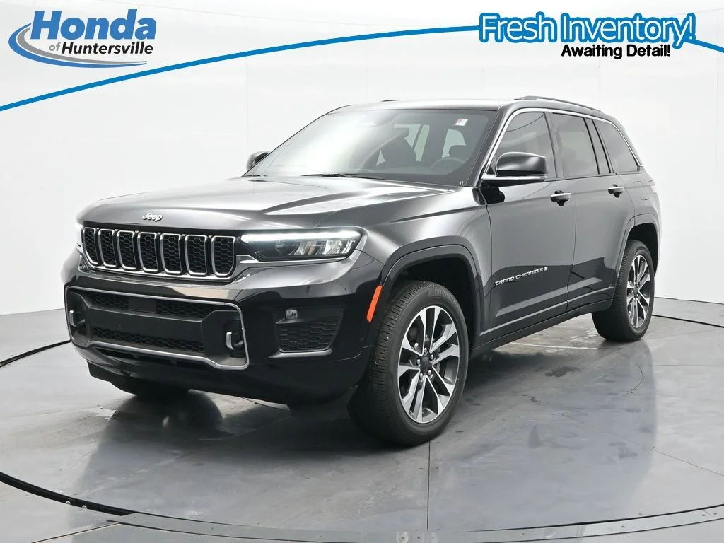2023 Jeep Grand Cherokee Overland 4x4's photo