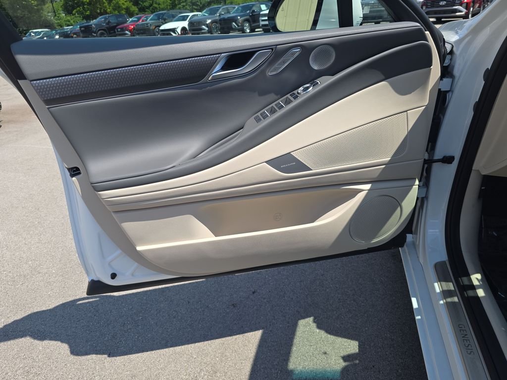 New 2027  Genesis 2.5T Sport Prestige image 12