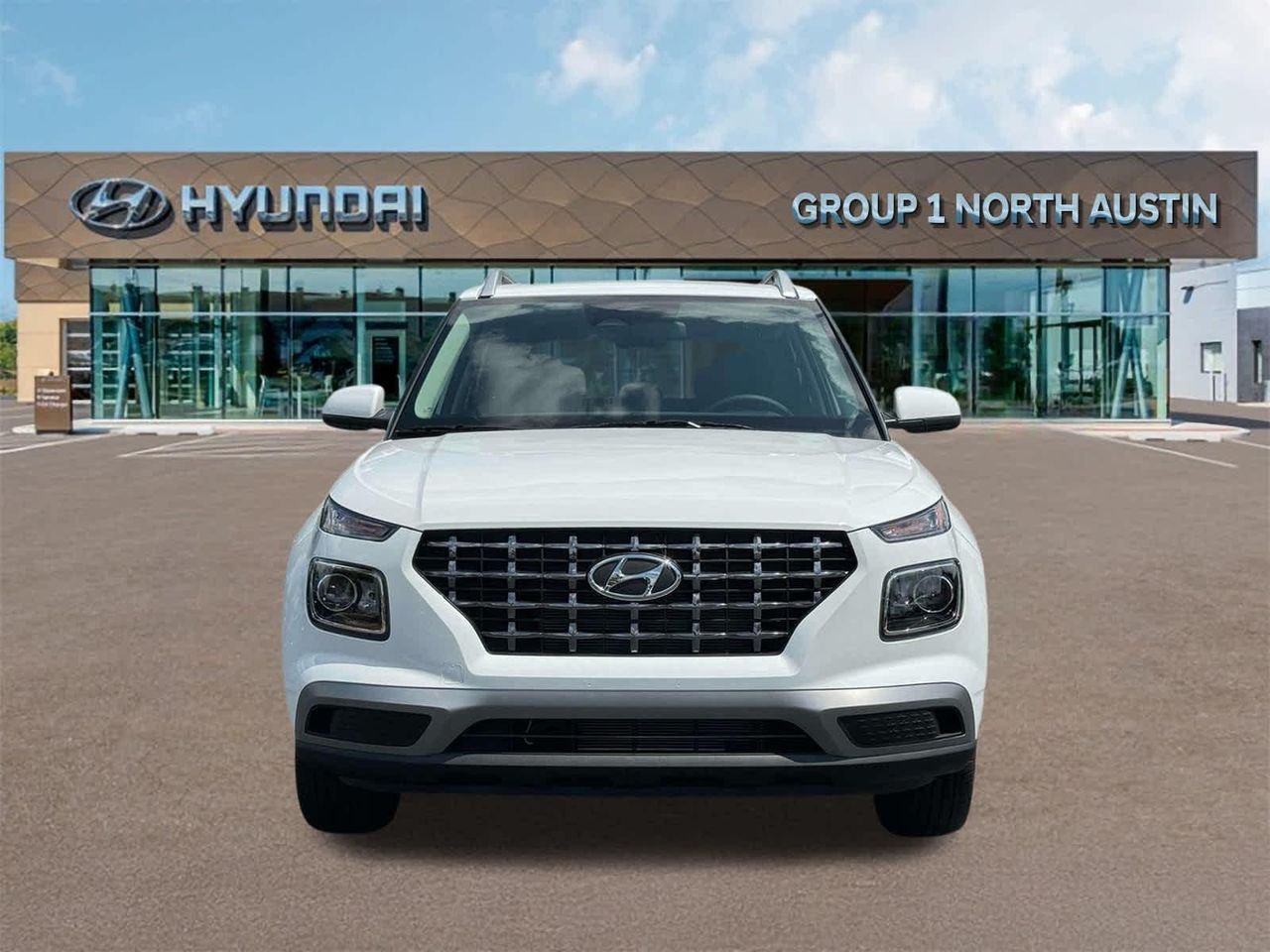 New 2025 Lunar White Hyundai SEL image 2