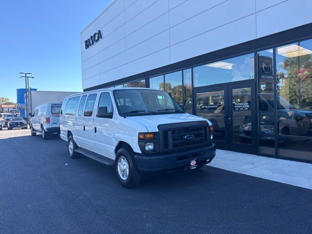 2013 Ford E-Series Econoline Wagon XL
