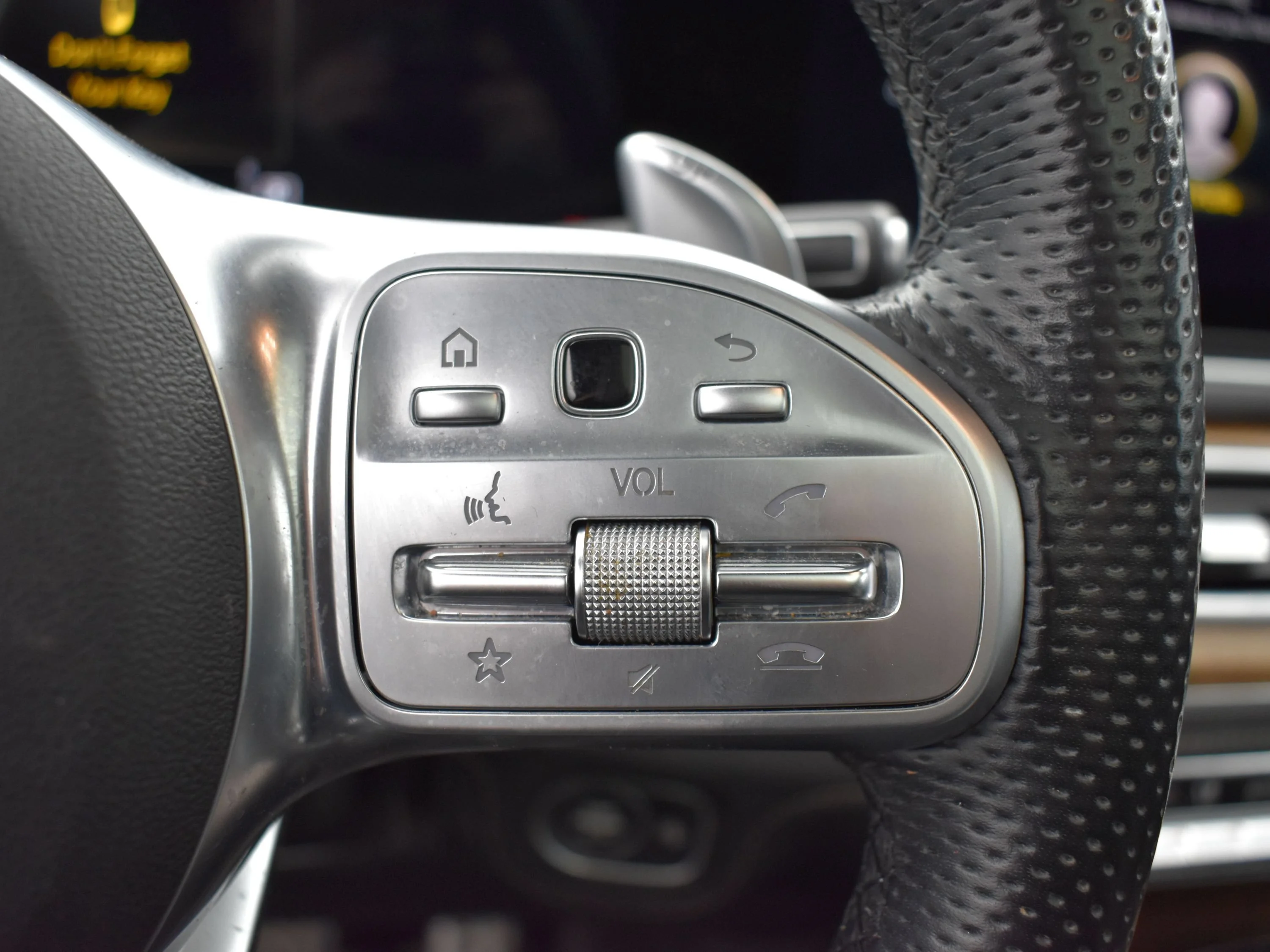 Used 2022 Polar White Mercedes-Benz AMG® GLE 53 image 20