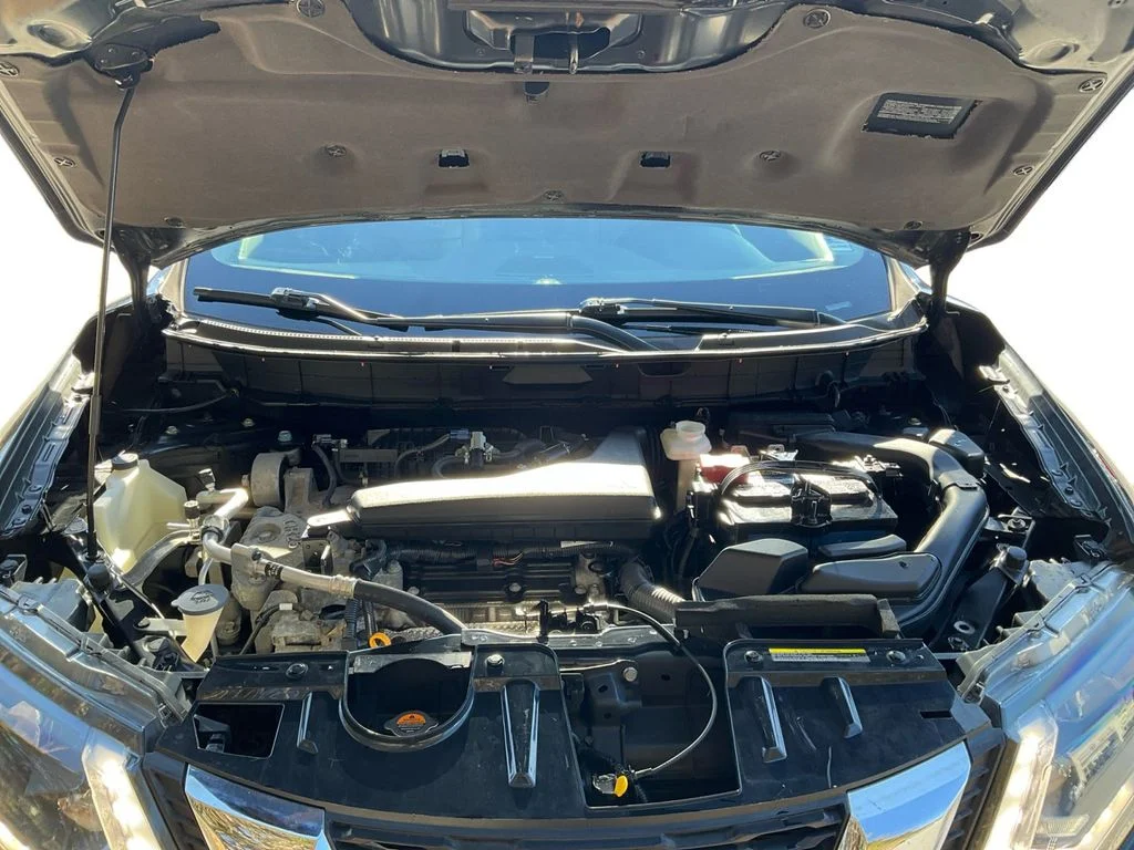 Used 2020 Black Nissan SL image 14