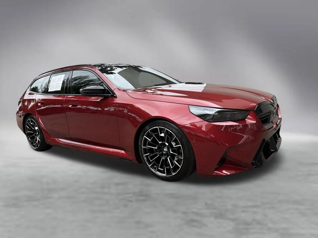 2025 BMW M5