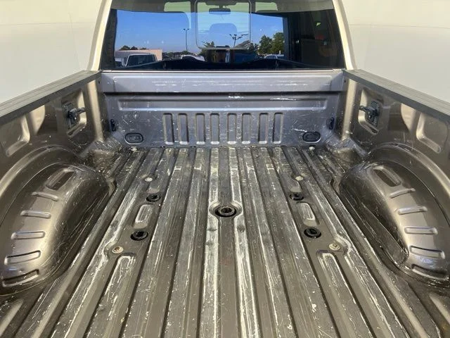 Used 2020 Gray Ford Lariat image 34