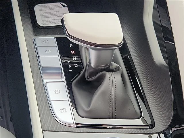 New 2026 Serenity White Pearl Hyundai Limited image 15