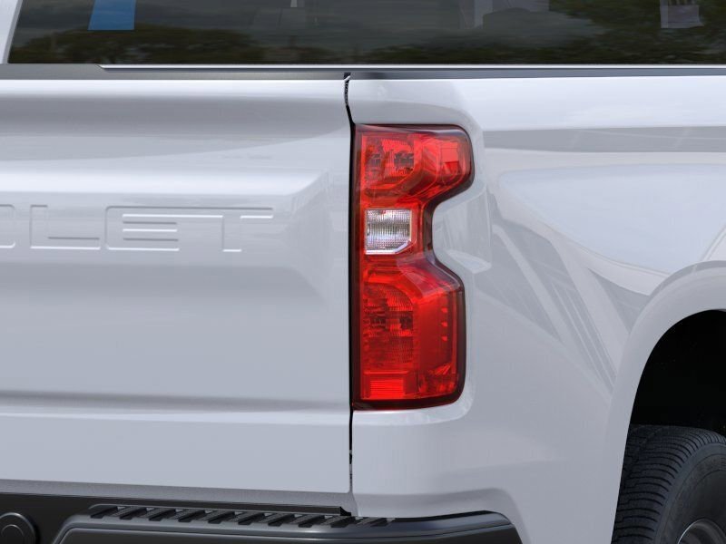 New 2026 Summit White Chevrolet WT image 12