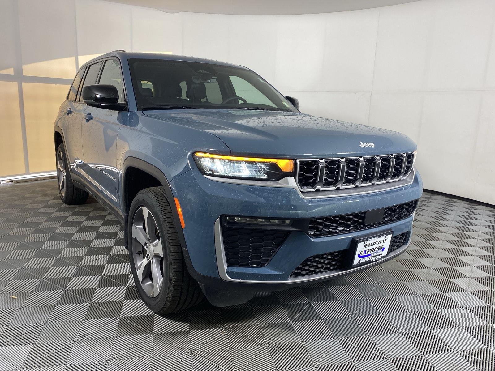 Used 2026 Steel Blue Jeep Limited image 13