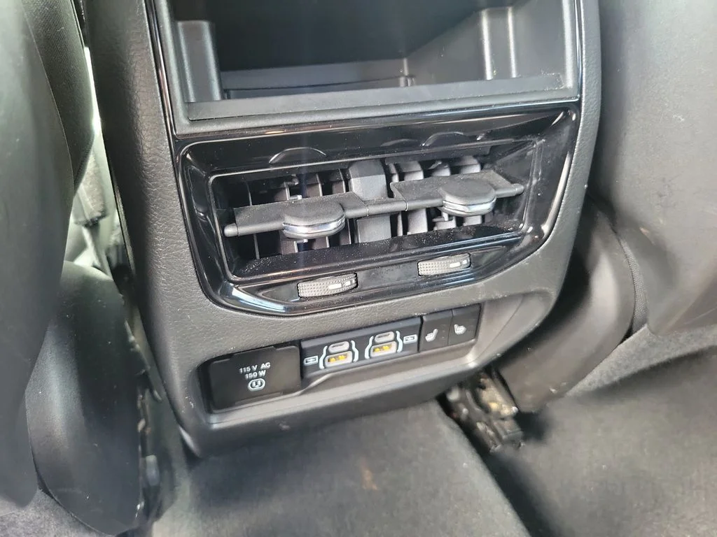 Used 2024 Silver Jeep 4xe image 21
