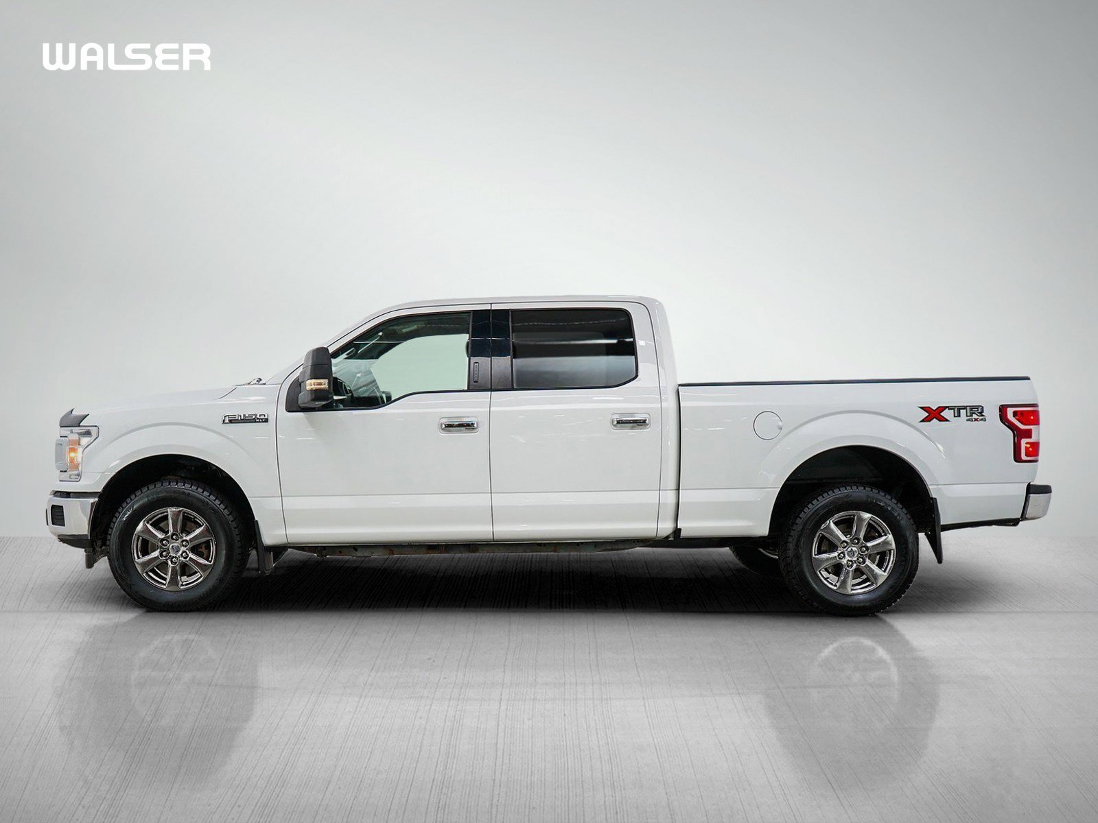 2019 Ford F-150 XLT 4x4 SuperCrew 145 in's photo