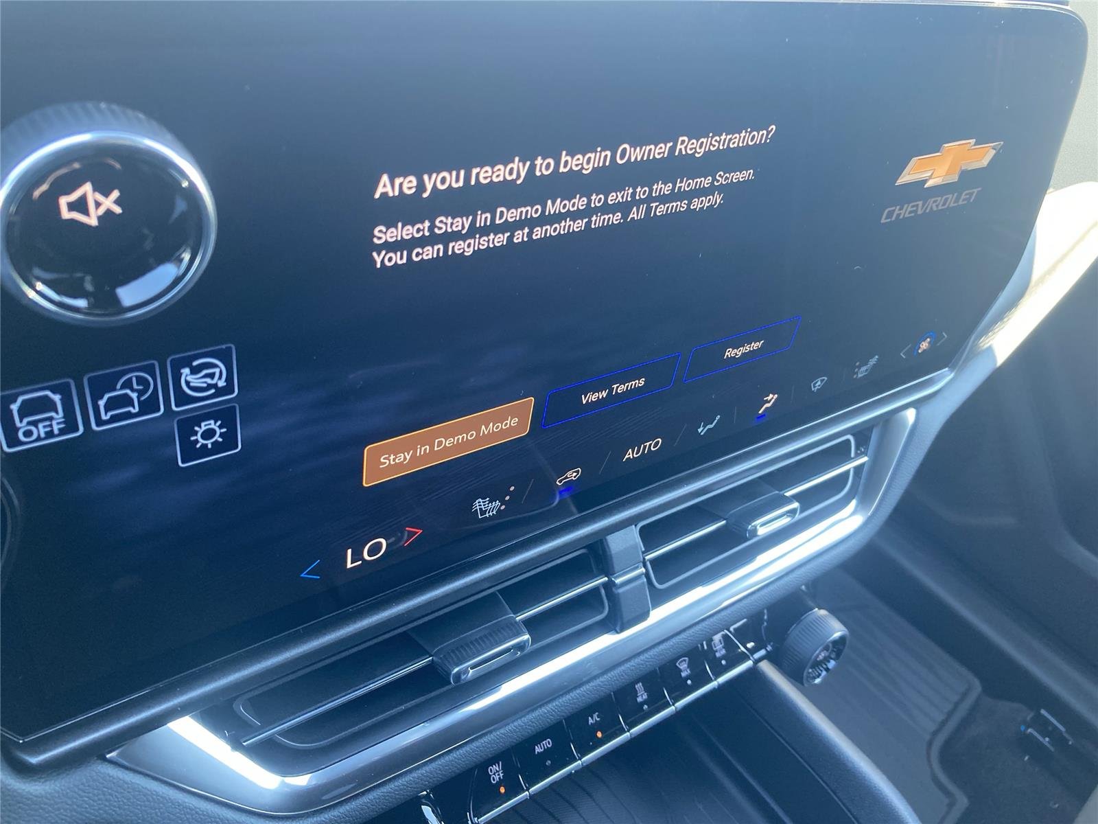 2026 Chevrolet Equinox EV 1LT - Photo 28