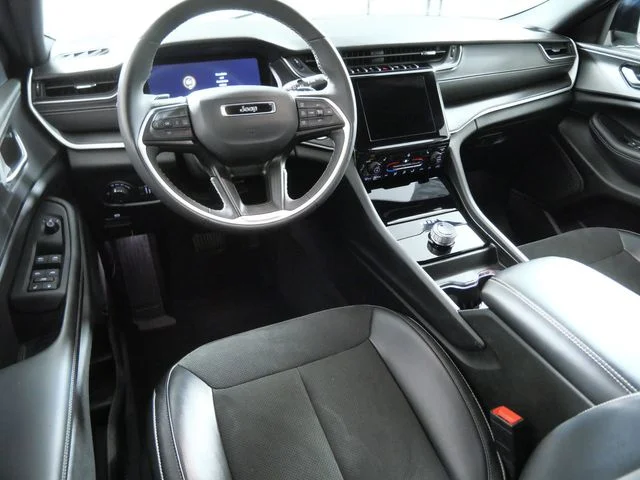 Certified Used 2024 White Jeep Altitude image 4