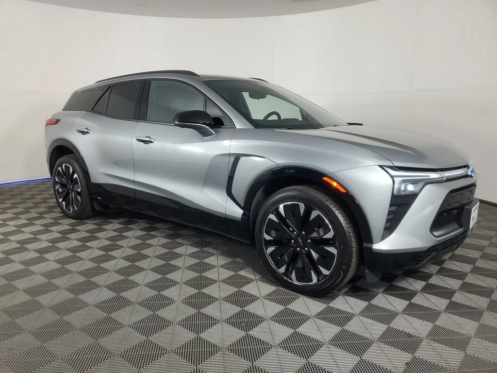 Used 2024 Chevrolet Blazer EV RS with VIN 3GNKDCRJ7RS175367 for sale in Monrovia, CA