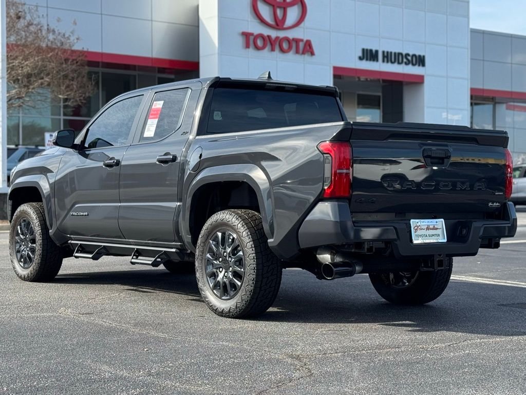 2025 Toyota Tacoma SR5 - Photo 9