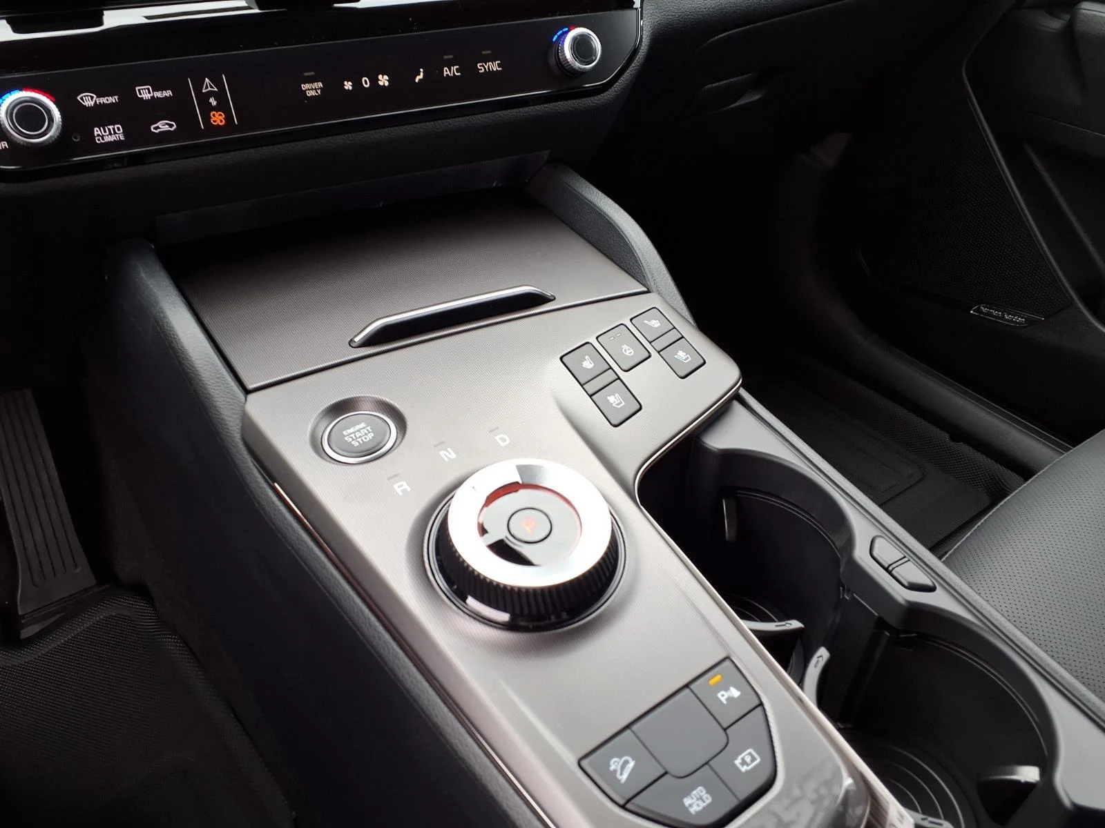 New 2027 Gravity Gray Kia SX Prestige image 5