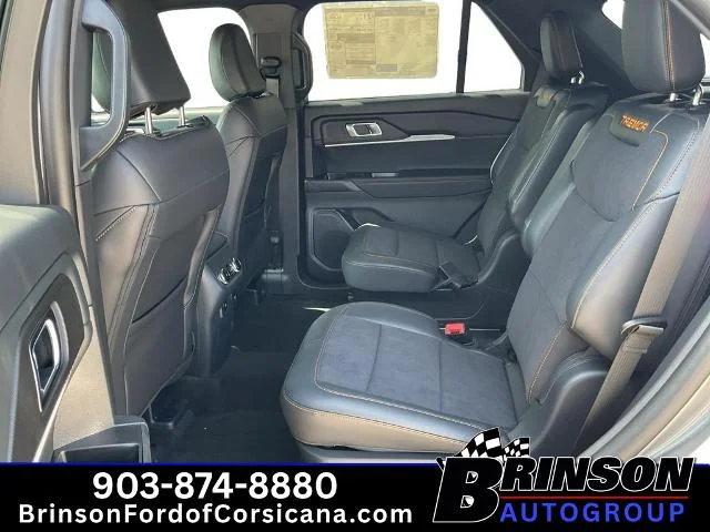 New 2026 Carbonized Gray Metallic Ford Tremor® image 28