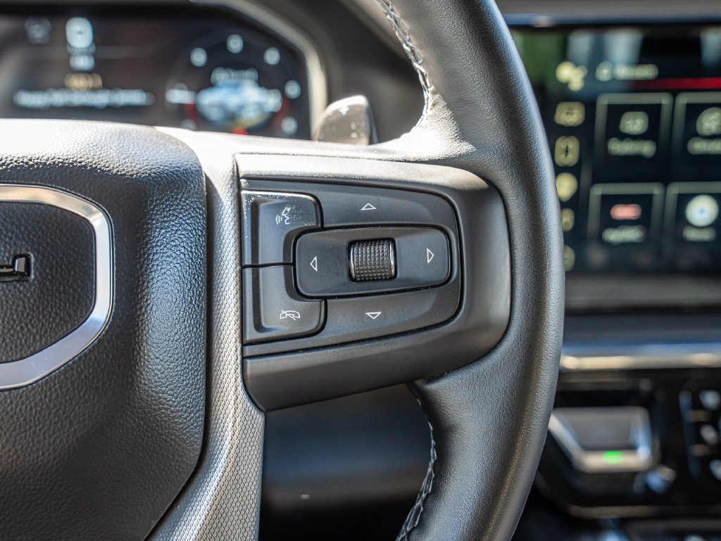 Used 2024 Onyx Black GMC Denali image 31