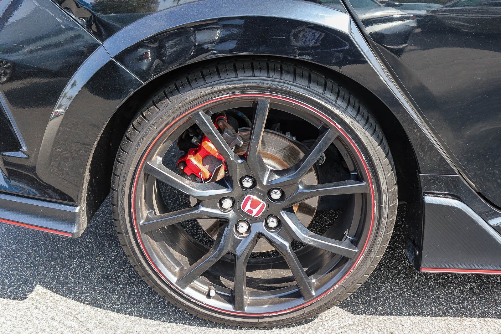 Used 2018 Crystal Black Pearl Honda Touring image 7