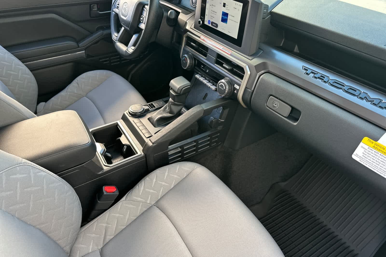2026 Toyota Tacoma SR5 - Photo 14
