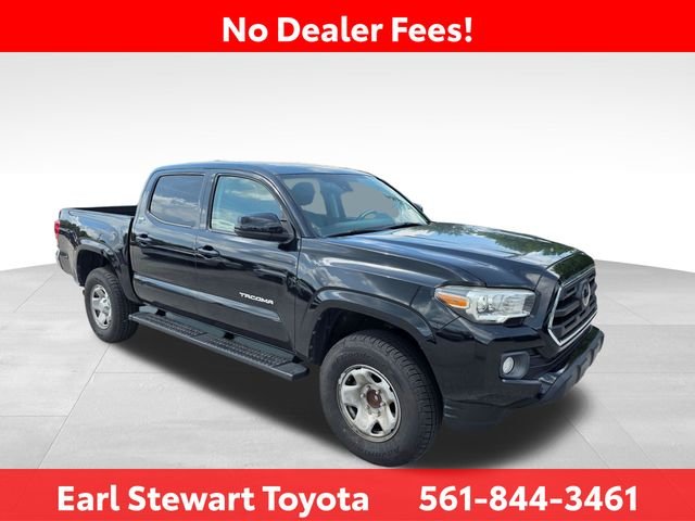 Used 2018 Black Toyota SR5 image 2