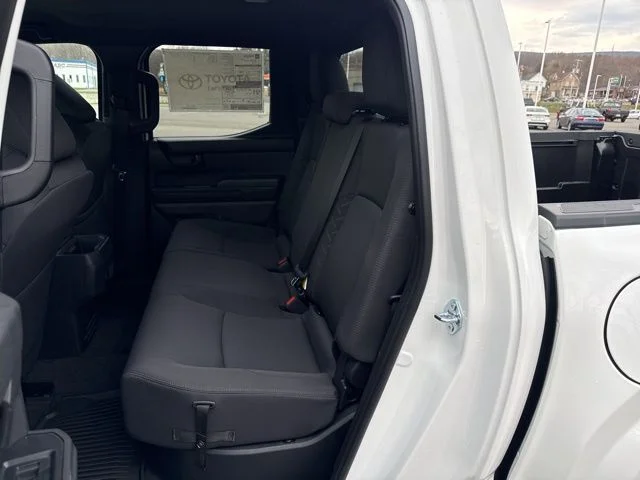 2026 Toyota Tacoma SR5 - Photo 15