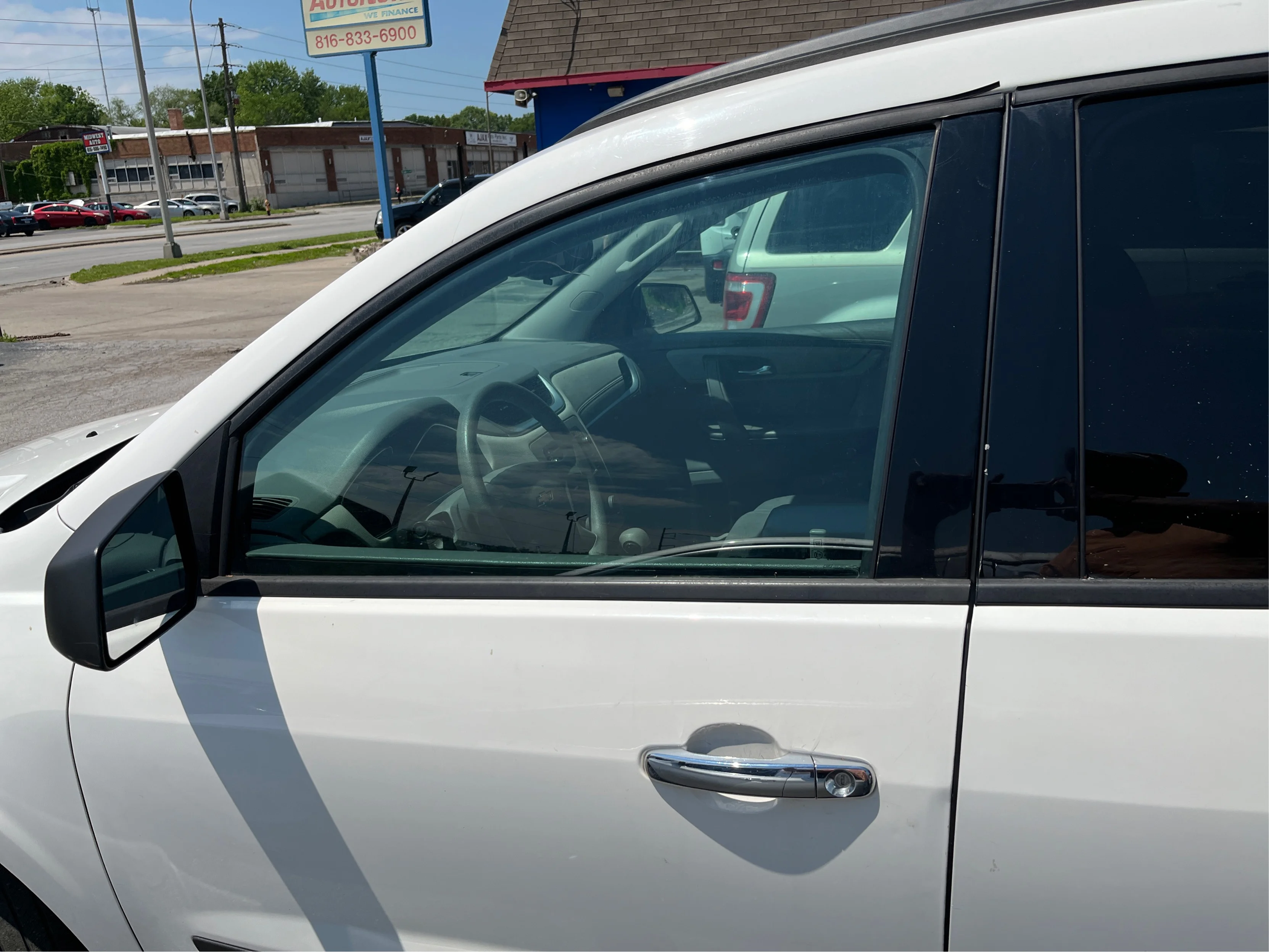 Used 2015 White Chevrolet LS AWD image 15