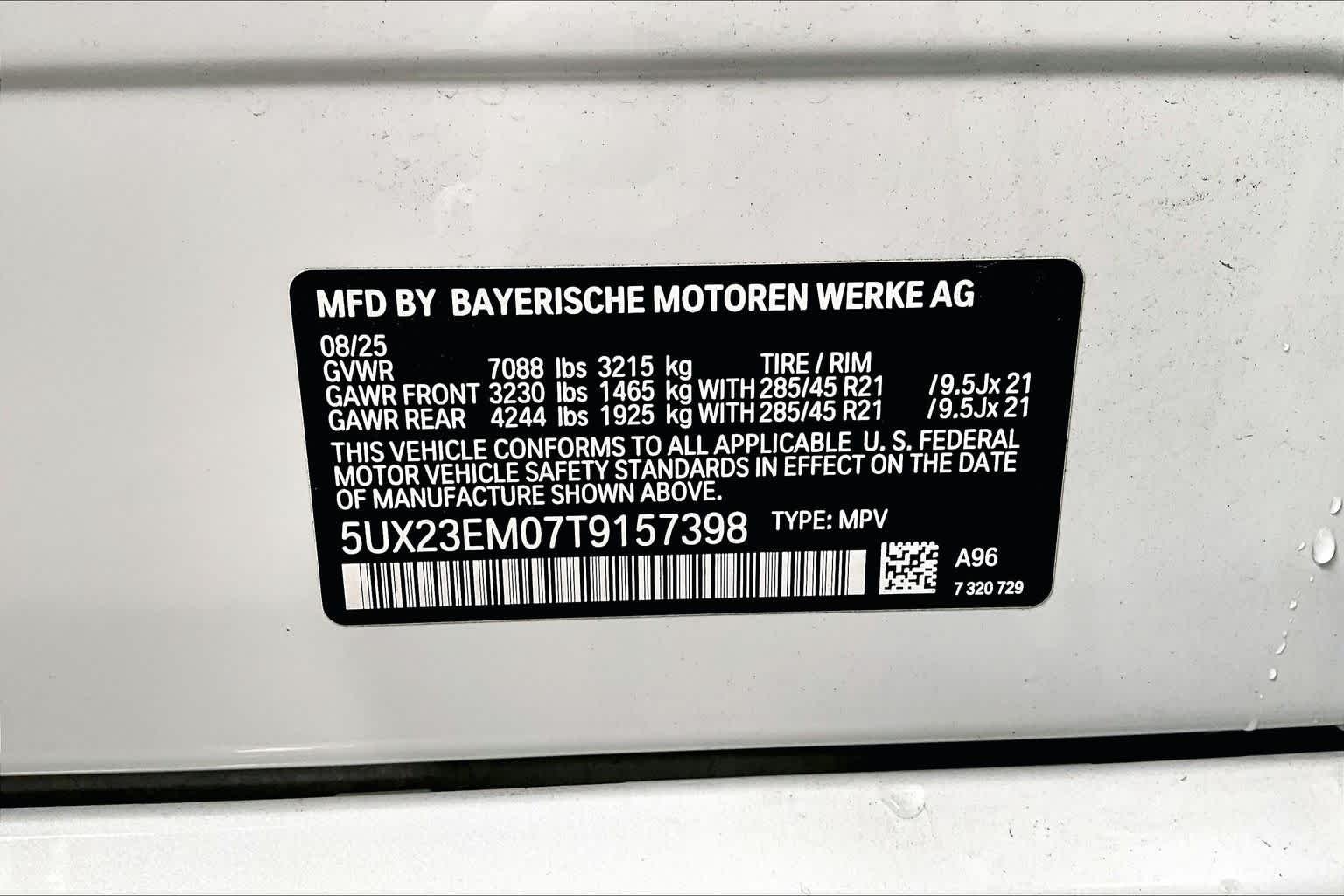 Used 2026 Mineral White Metallic BMW xDrive40i image 31