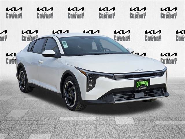 2025 Kia K4 EX AT's photo