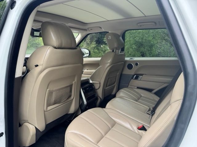 Used 2017 Fuji White Land Rover 3.0L V6 Supercharged HSE image 12