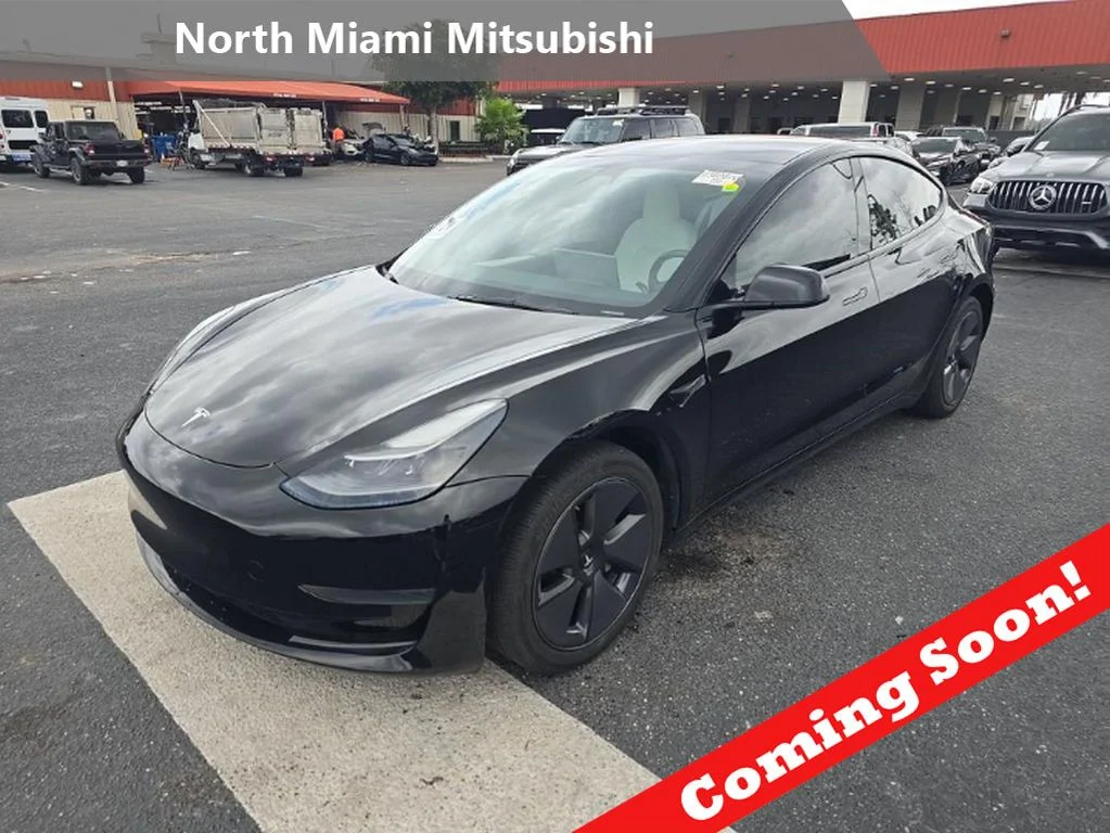 2023 Tesla Model 3 -'s photo
