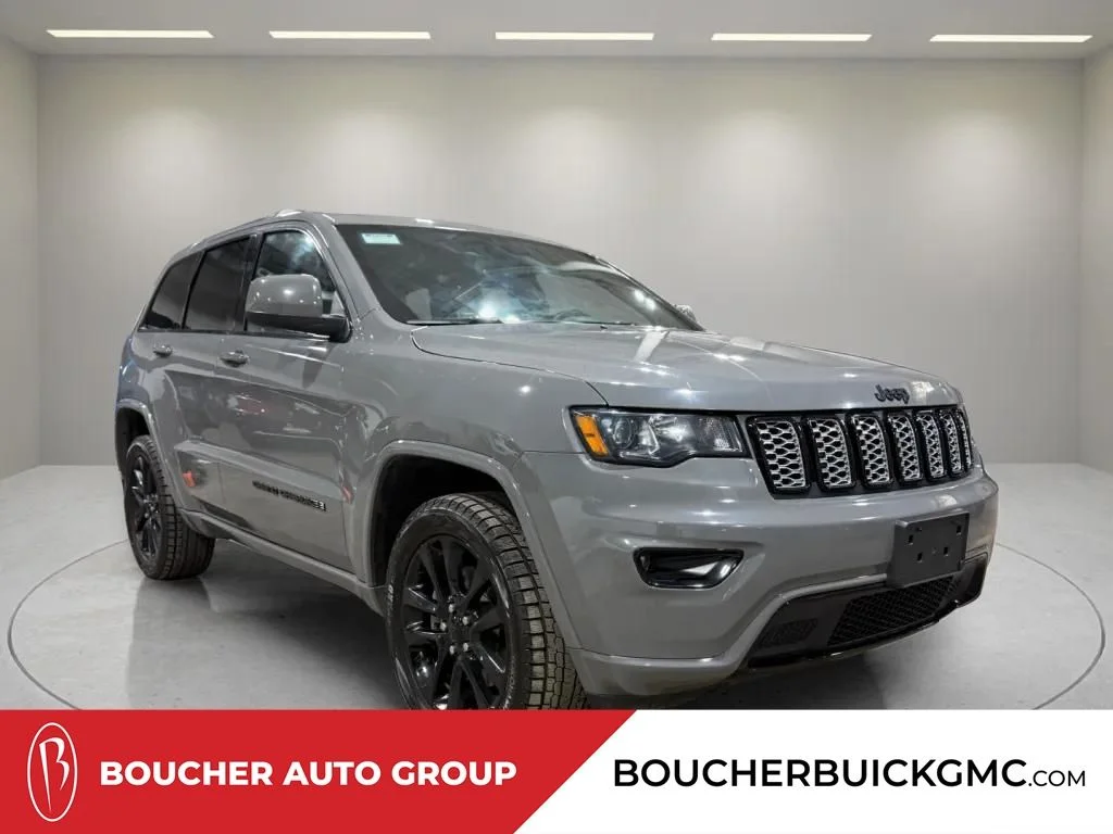 Used 2021 Sting-Gray Clearcoat Jeep Laredo X image 1
