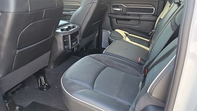 2025 RAM 3500 Laramie - Photo 13