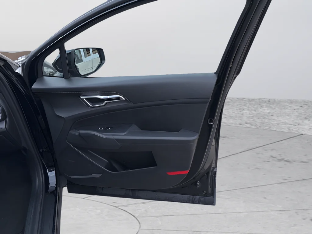 2025 Kia Sportage LX - Photo 35