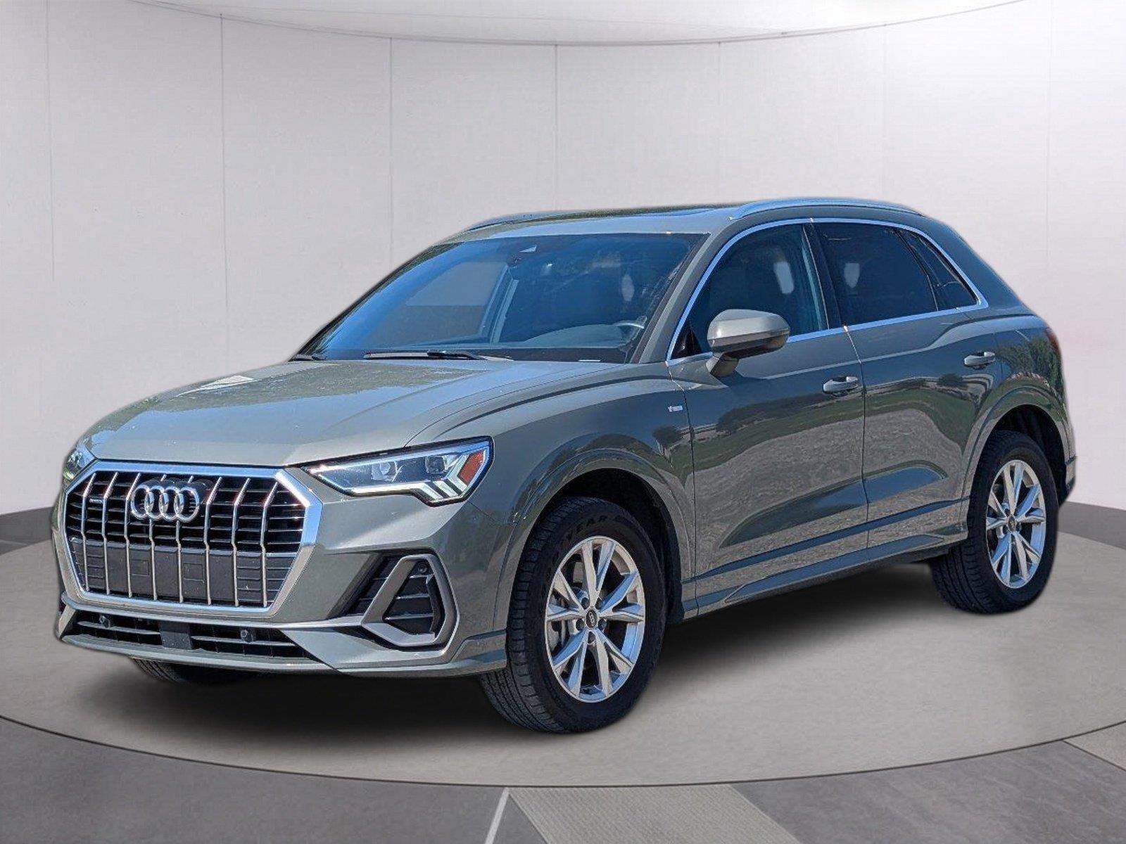 Used 2025  Audi S line Premium image 1