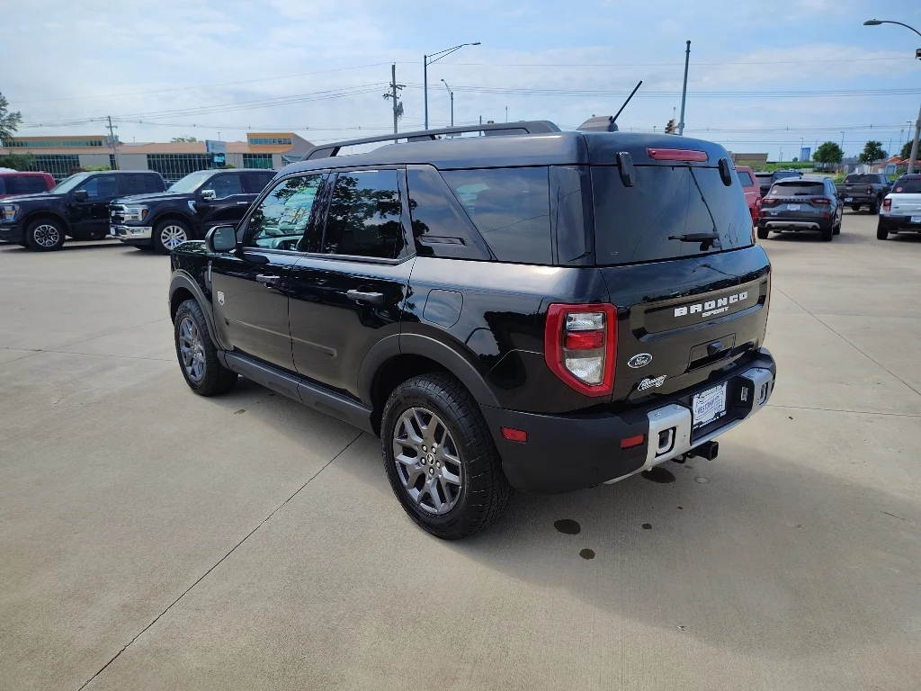 Used 2025 Shadow Black Ford Big Bend image 8