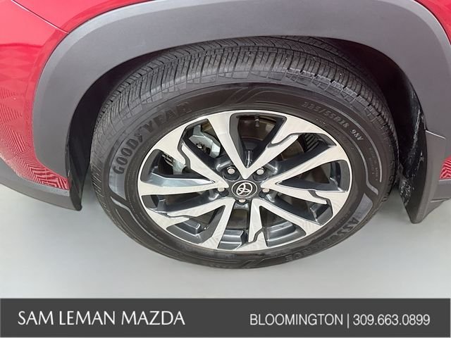 Used 2025 Red Toyota XLE image 32