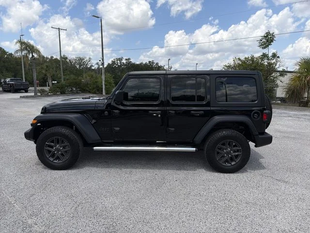 Used 2025 Black Jeep Sport S image 7