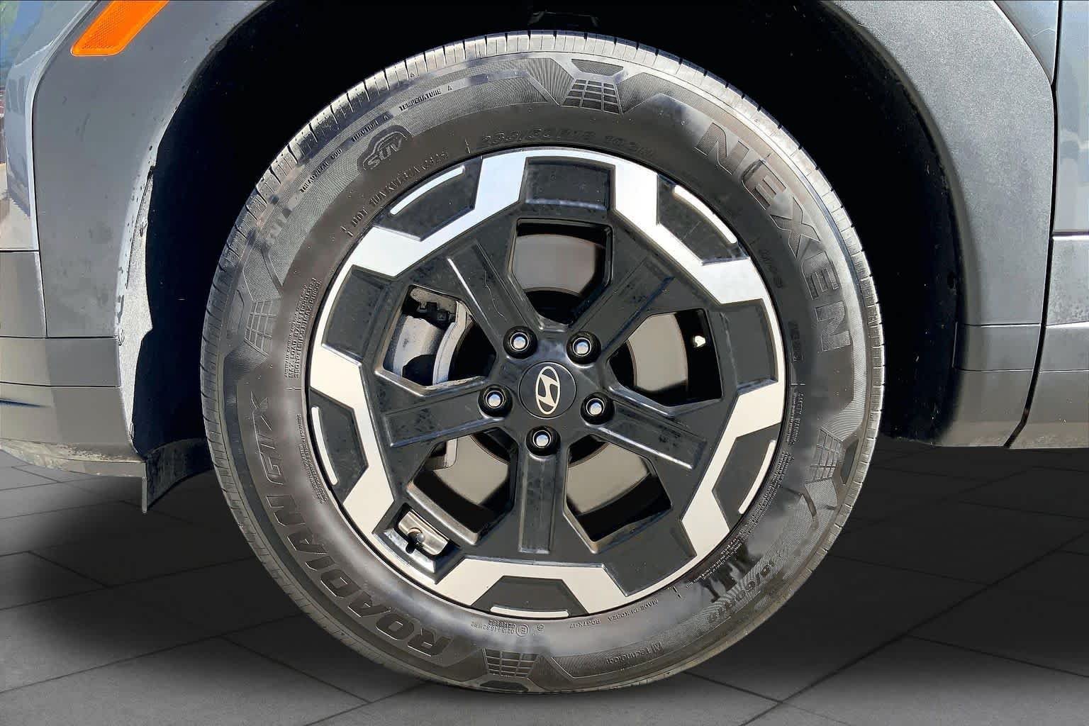 Used 2026 Ecotronic Gray Hyundai SEL image 9