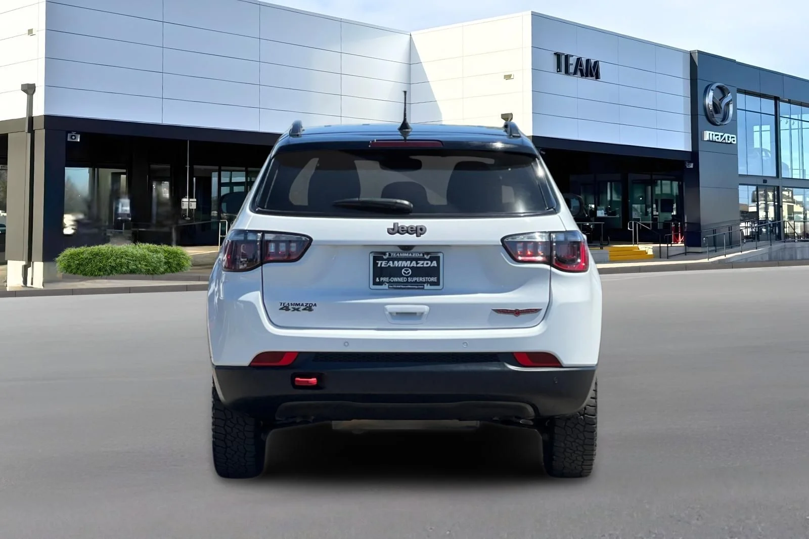 Used 2025 White Jeep Trailhawk image 5