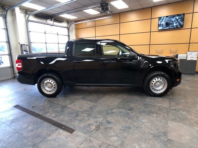 New 2026 Shadow Black Ford XL image 8