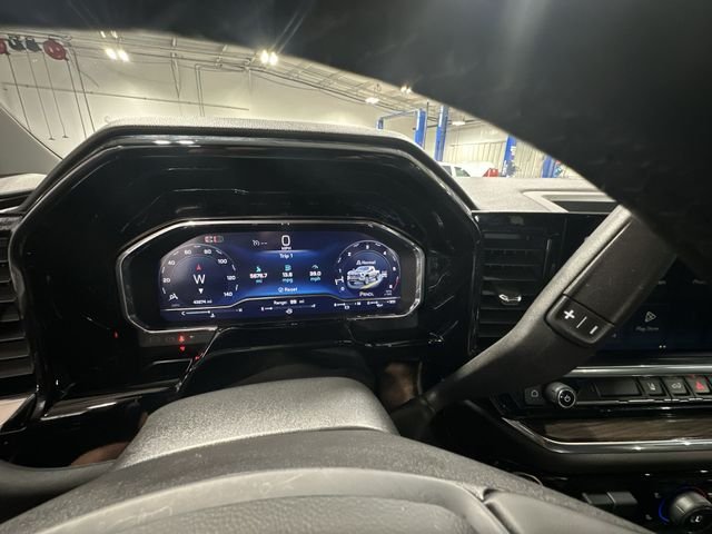 Used 2024 Gray Chevrolet LT image 14