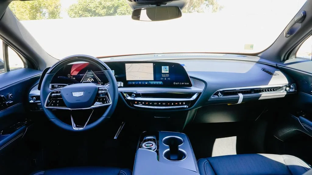 2026 Cadillac LYRIQ Sport - Photo 11