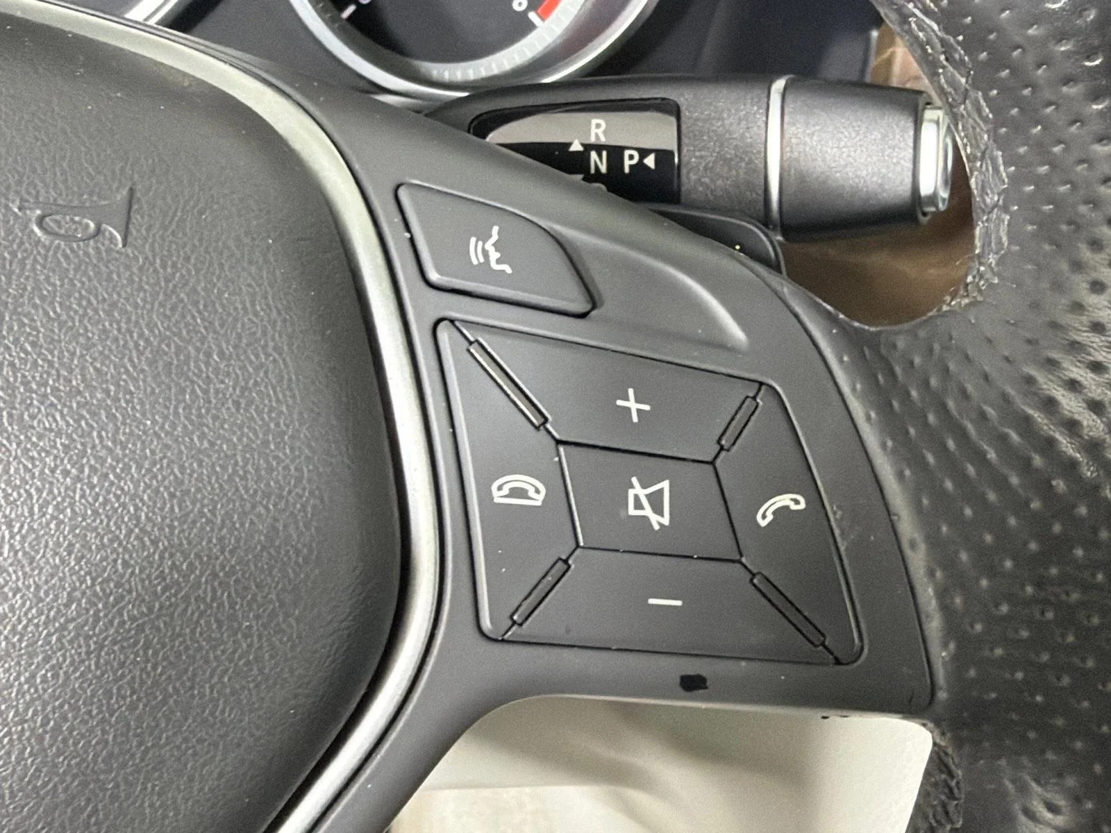 Used 2016 Blue Mercedes-Benz E 350 Luxury image 28