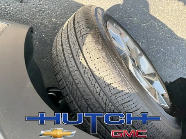 New 2026 Mosaic Black Metallic Chevrolet LT image 10