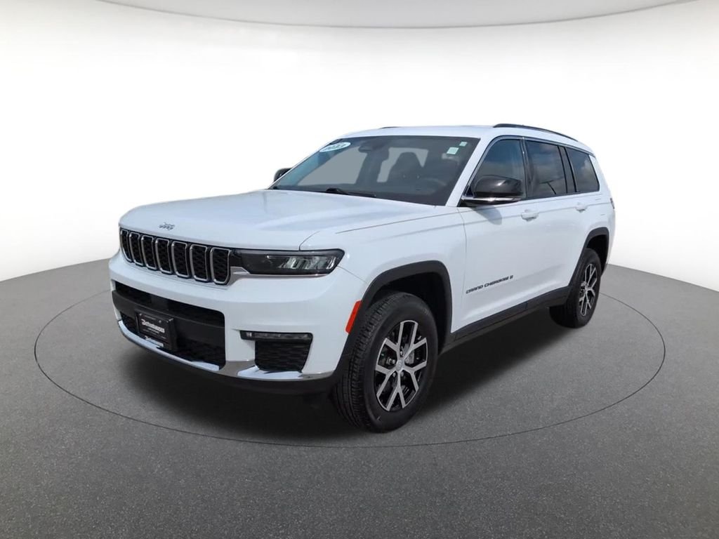Used 2023 White Jeep Limited image 16