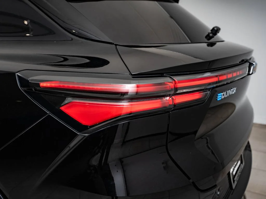 Used 2025 Black Chevrolet LT image 9