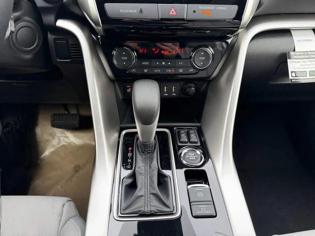 2026 Mitsubishi Eclipse Cross SEL - Photo 23